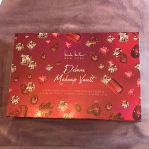 NICOLE MILLER NEW YORK DELUXE MAKEUP VAULT